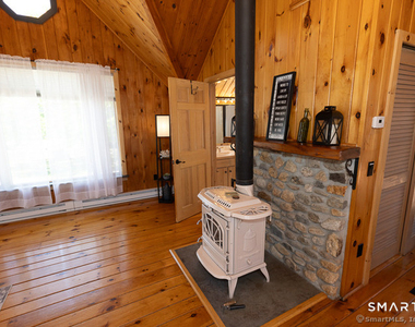 48b Swan Avenue - Photo Thumbnail 15