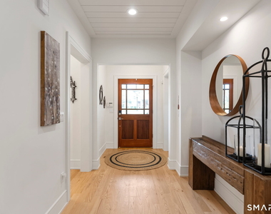 9 Damia Drive - Photo Thumbnail 2