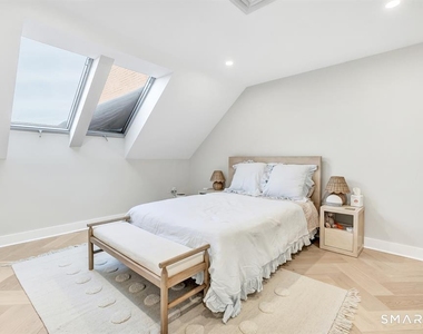 43 Harbor Drive - Photo Thumbnail 18