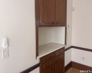 428 Central Avenue - Photo Thumbnail 7