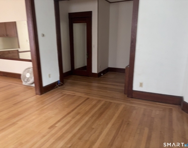 428 Central Avenue - Photo Thumbnail 8