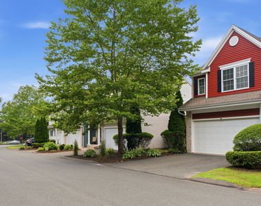 7 Bridlewood Lane - Photo Thumbnail 1