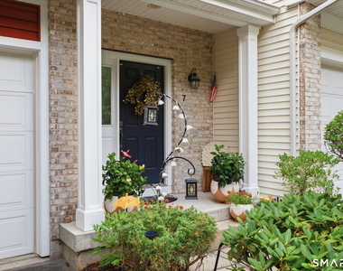7 Bridlewood Lane - Photo Thumbnail 2