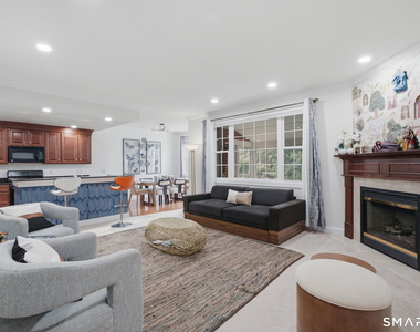 7 Bridlewood Lane - Photo Thumbnail 6