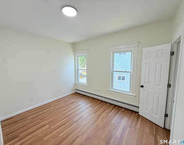 101 Enfield Street - Photo Thumbnail 5