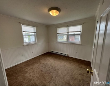 23 Mead Street - Photo Thumbnail 27
