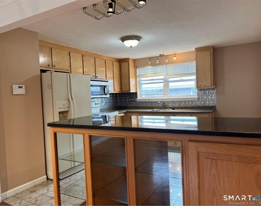 23 Mead Street - Photo Thumbnail 18