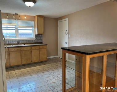 23 Mead Street - Photo Thumbnail 20