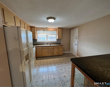 23 Mead Street - Photo Thumbnail 12