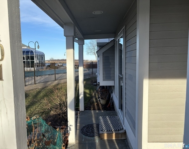 101 Breakers Lane - Photo Thumbnail 4