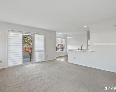 101 Breakers Lane - Photo Thumbnail 16