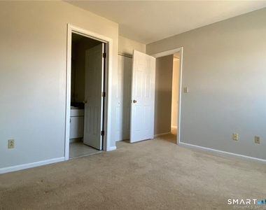 560 Silver Sands Road - Photo Thumbnail 31