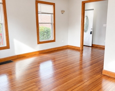 400 Treadwell Street - Photo Thumbnail 2