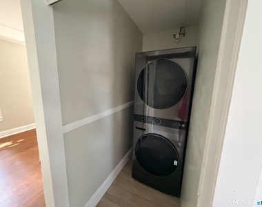 188 Maple Street - Photo Thumbnail 7