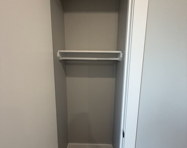 809 Midwood street - Photo Thumbnail 5