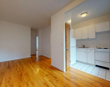 425 East 65th Street - Photo Thumbnail 3