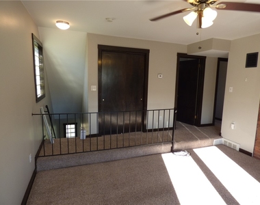 2709 Middletown Rd - Photo Thumbnail 7