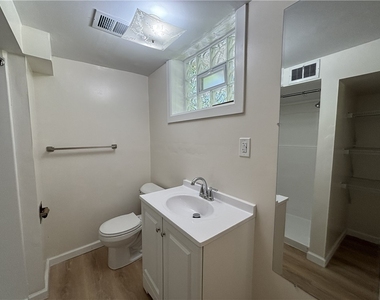 401 Cyra Dr - Photo Thumbnail 37