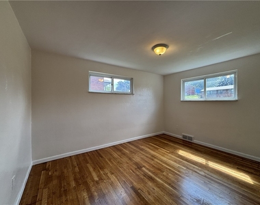 401 Cyra Dr - Photo Thumbnail 22