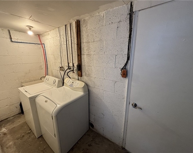401 Cyra Dr - Photo Thumbnail 44