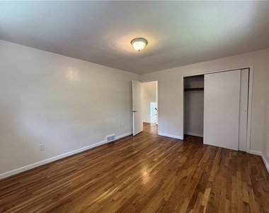 401 Cyra Dr - Photo Thumbnail 29