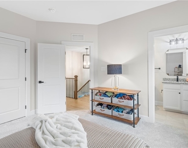 120 Curtis Drive - Photo Thumbnail 40