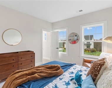 120 Curtis Drive - Photo Thumbnail 47