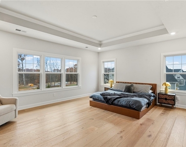 120 Curtis Drive - Photo Thumbnail 32