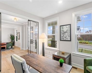 120 Curtis Drive - Photo Thumbnail 7