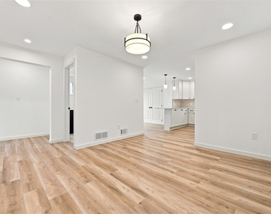 95 Southern Ave - Photo Thumbnail 15