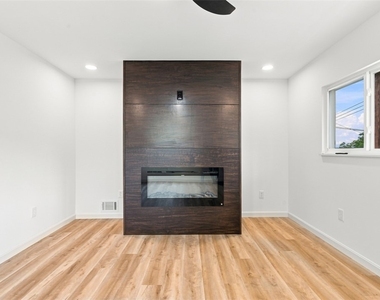 95 Southern Ave - Photo Thumbnail 8