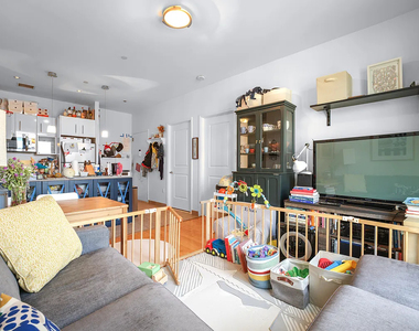 112 4th Street - Photo Thumbnail 3