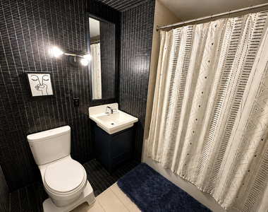 123 Melrose Street - Photo Thumbnail 8