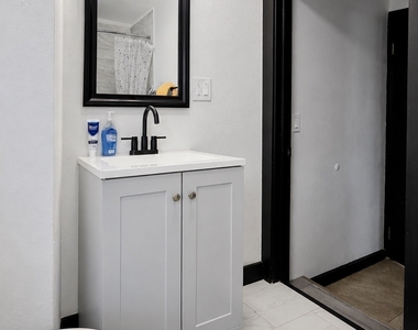 145 Washington Avenue - Photo Thumbnail 5