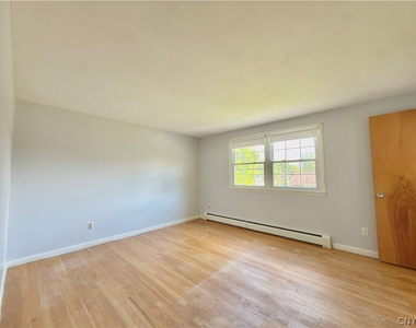 7 Berrywood Road - Photo Thumbnail 16