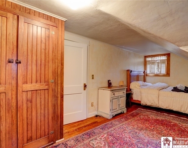 47 Bentley Avenue - Photo Thumbnail 24