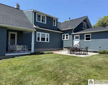 47 Bentley Avenue - Photo Thumbnail 5