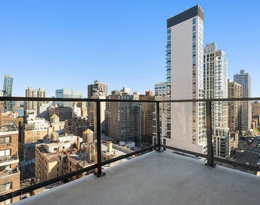 East 36th Street - Photo Thumbnail 1