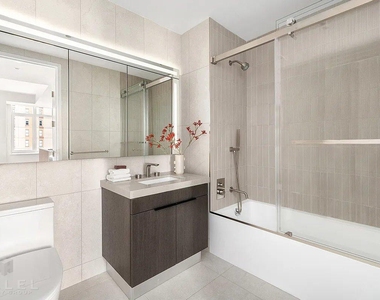 East 36th Street - Photo Thumbnail 7