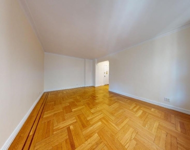 Jane Street - Photo Thumbnail 1