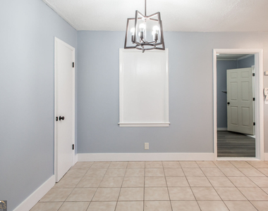 110 Kentshire Avenue - Photo Thumbnail 1