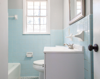 110 Kentshire Avenue - Photo Thumbnail 4