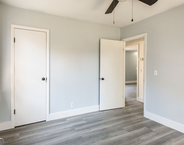 110 Kentshire Avenue - Photo Thumbnail 9