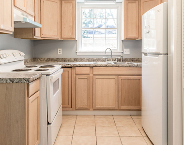 110 Kentshire Avenue - Photo Thumbnail 5