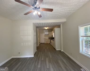125 Hubbard Street - Photo Thumbnail 1