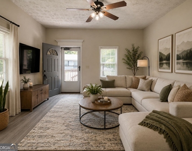 125 Hubbard Street - Photo Thumbnail 3