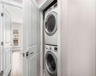 4312 Parkside Place - Photo Thumbnail 13