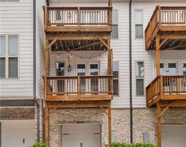 4312 Parkside Place - Photo Thumbnail 24