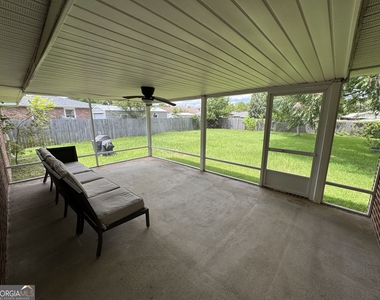 209 Todd Circle - Photo Thumbnail 22