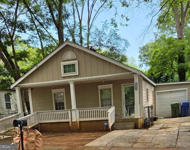 1166 Garibaldi Street Sw - Photo Thumbnail 2